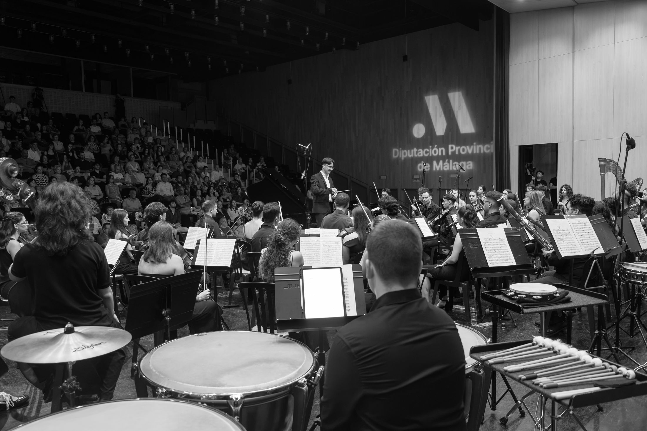 Percusión de Kairós Orchestra en concierto